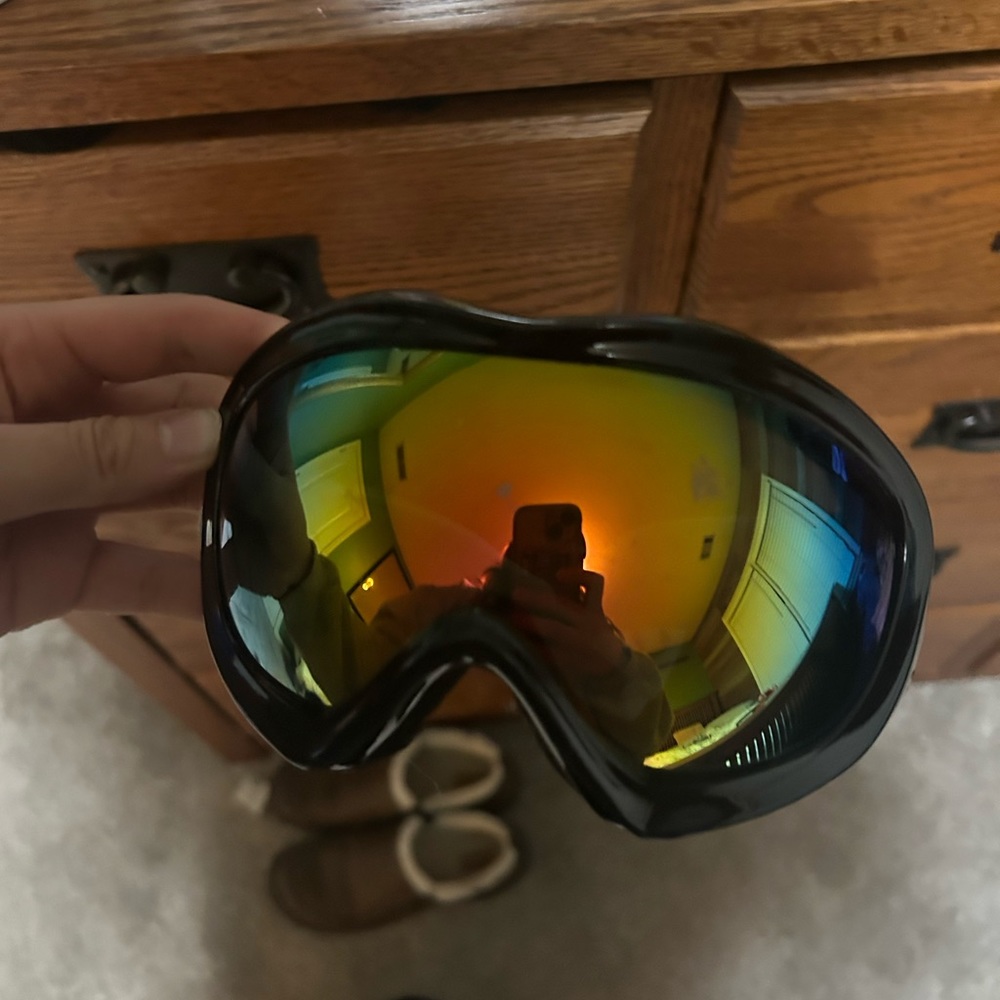 Ski goggles